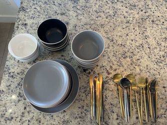 Exceptional great deal - Utensils , plate and bowls