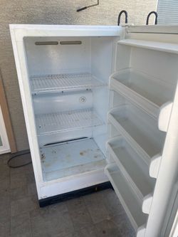 Freezer $120 works good, can deliver