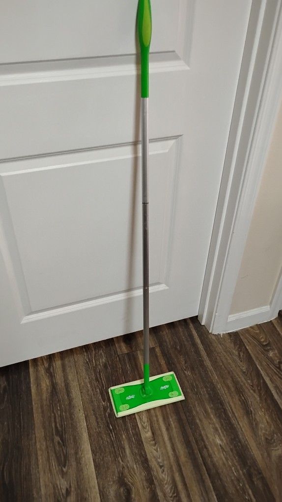 Swiffer® Sweeper Mop