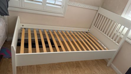 Twin Bed