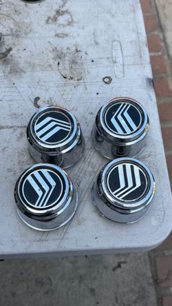 Mercury grand marquis hub caps