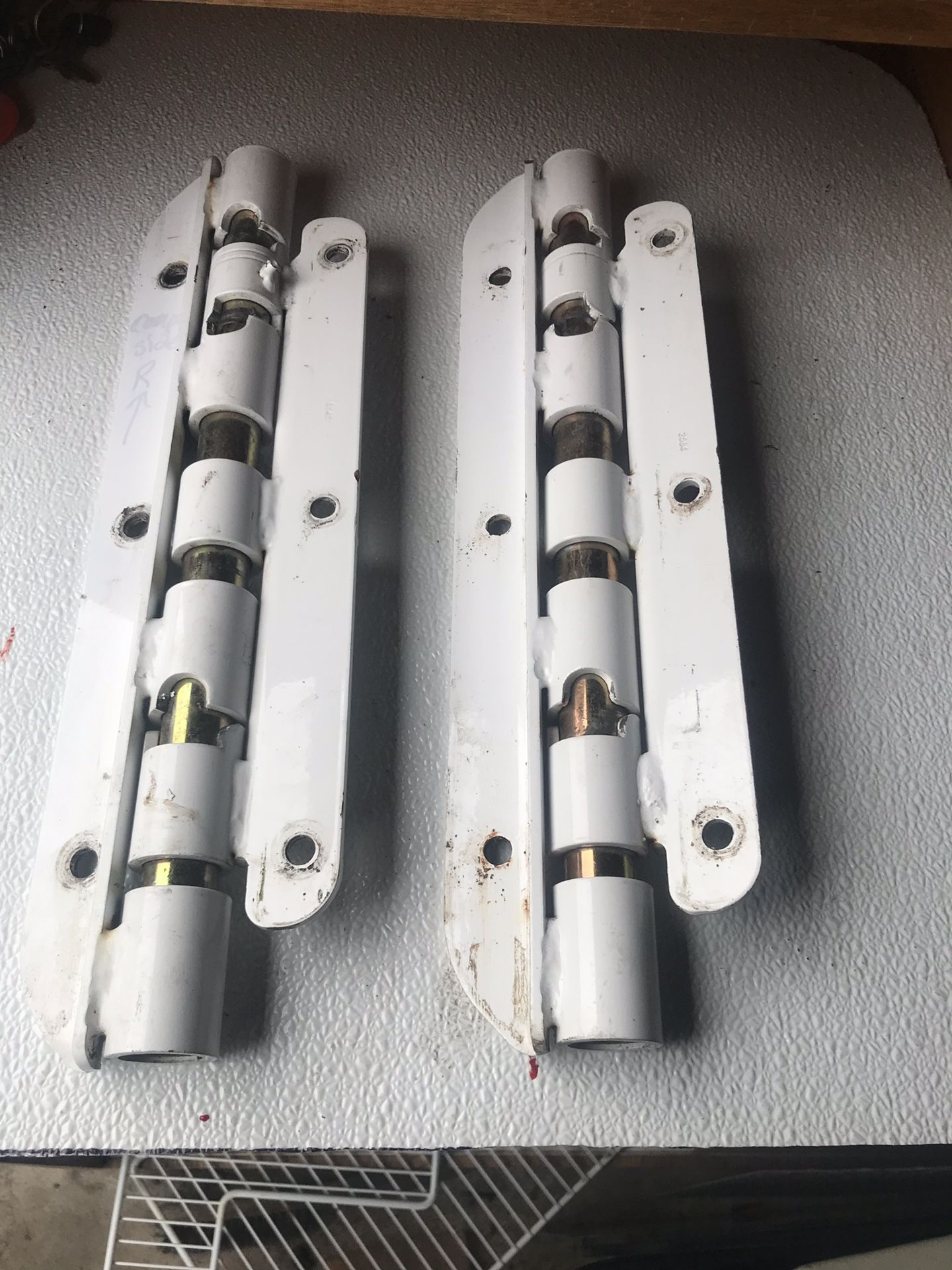 Dually Camper jacks extension Swing out brackets for aDually or dual wheel pickup