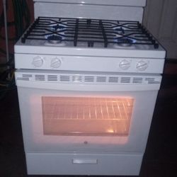 Stove / Estufa General Electric Model # JGBS61DP1WW