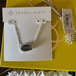 Kendra Scott Elisa Pendant 