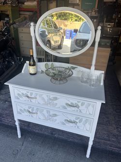 Vintage Vanity Updated