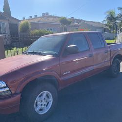 2004 s10 automatic 4+4 clean tittle