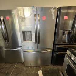 FRIGIDAIRE NEW FRENCH DOOR REFRIGERATOR 