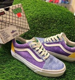 Vans size 6y boys 7.5 women used with box