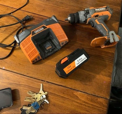 18v Rigid 1/2 Hammer Drill W Battery And Charger