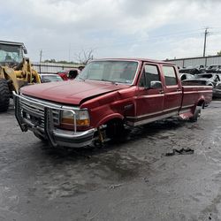1997 FORD F-350 IN FOR PART OUT!