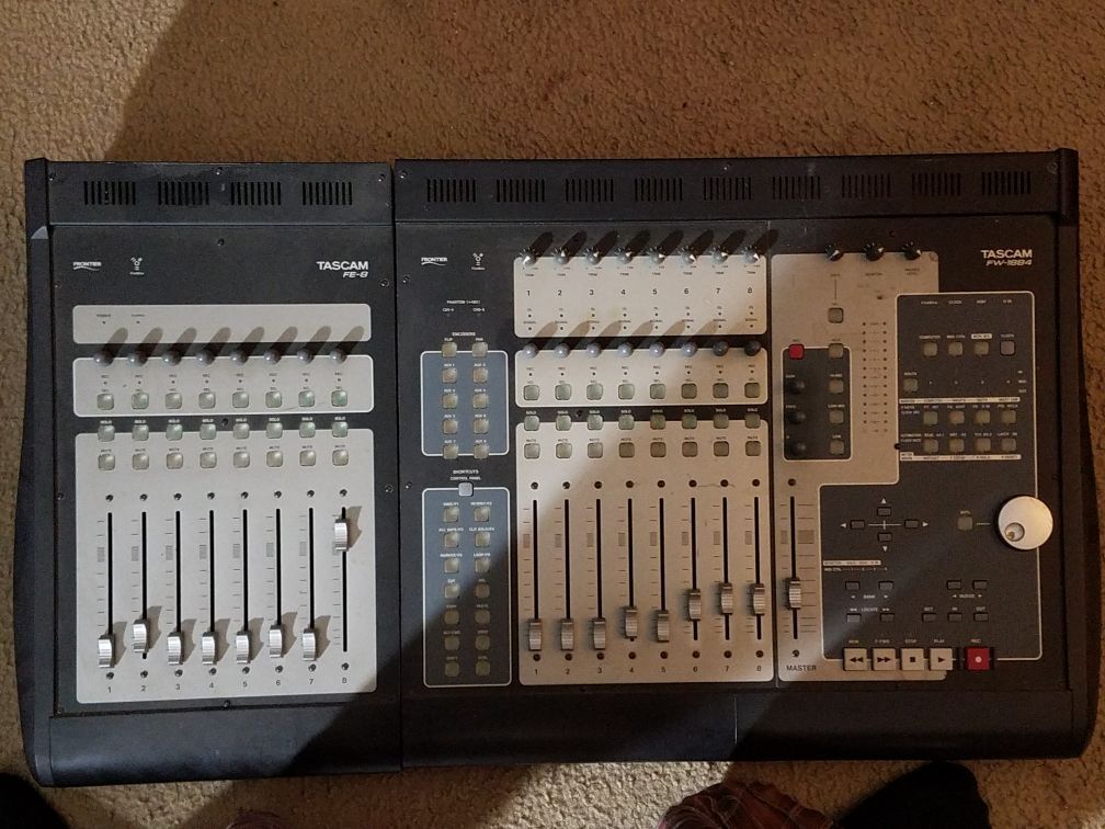 Tascam FE 8 8 w track extension