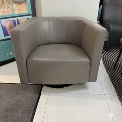 Swivel Accent Chair