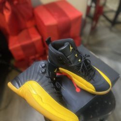 $120 Jordan 12 Sz 8