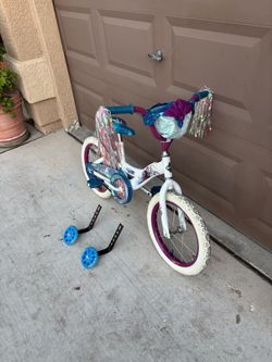 Disney Frozen. 16” Wheels. TRAINING WHEELS available if needed.