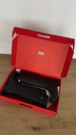 Hunter Original Tall Rain Boots Black Size 7 – New