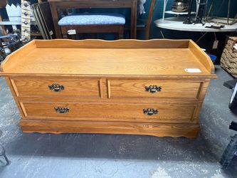 Hope Oak chest cedar lined