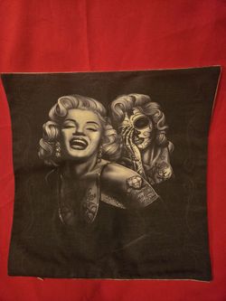 17" By 17" Marilyn Monroe Pillow Case