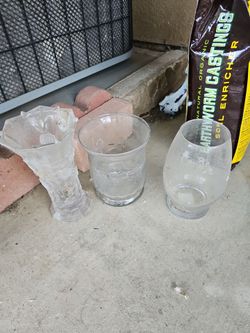 Small vases free