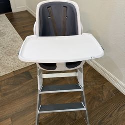 4 Moms Highchair 