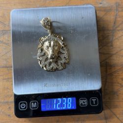 10k Pendant 