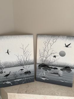 Set of two canvas pictures