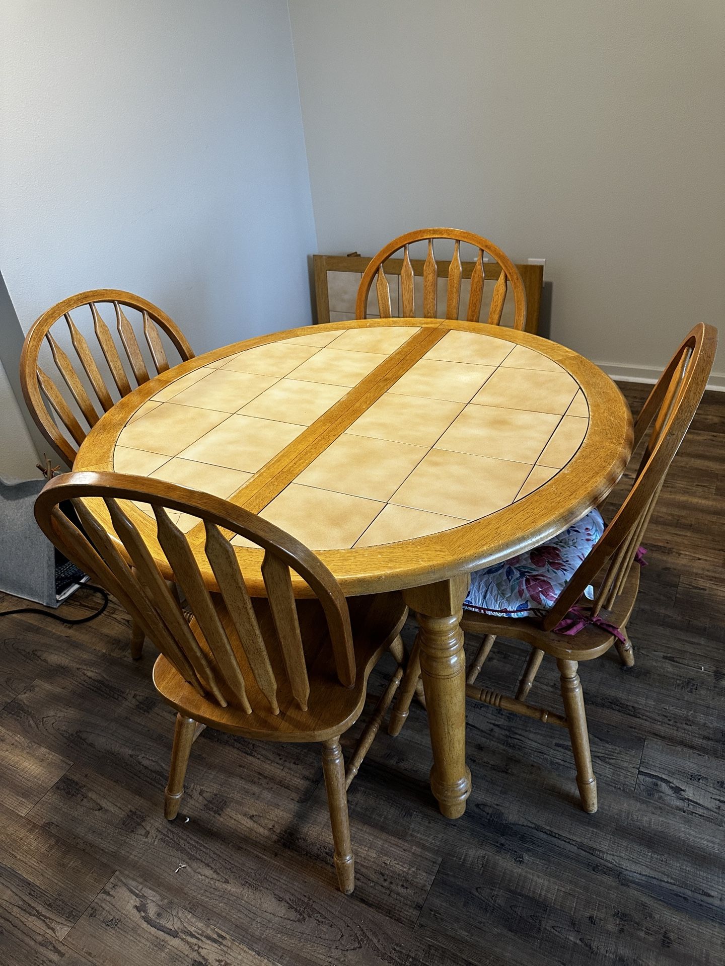Dining Room Table 