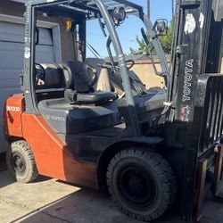 Toyota Forklift 5000 Pounds 