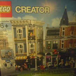 Assemby Square 10255