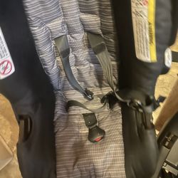 Baby trend car seat 