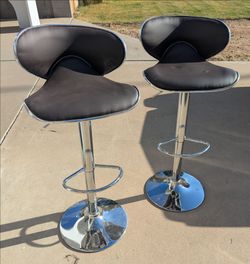 NEW Chrome & Black Faux Leather Adjustable Height Bar Stools