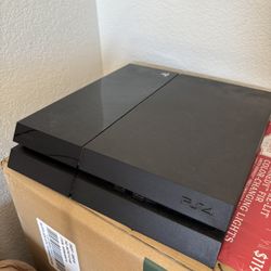 PS4 with 2 Controllers, Charging Station with a Fan