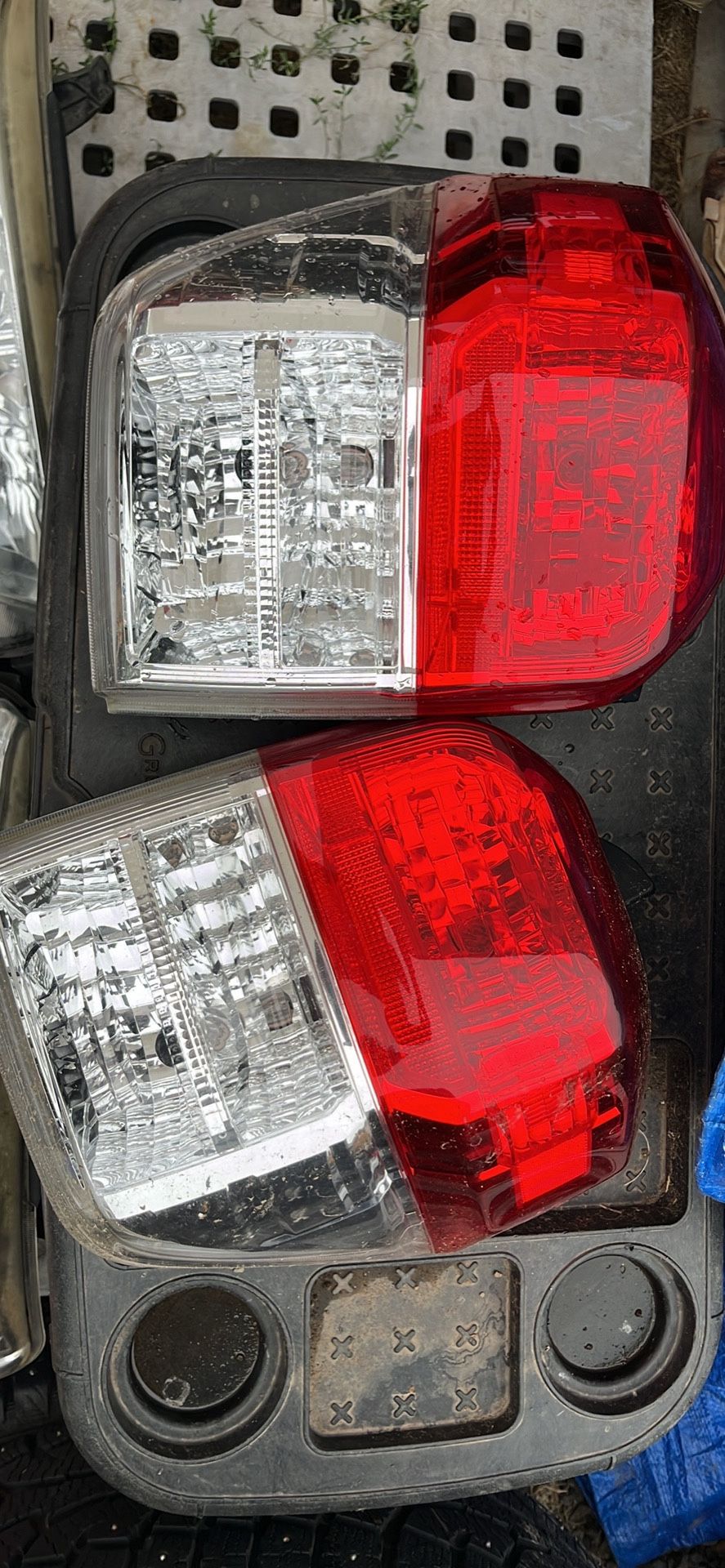 4Runner Head Light And Tail Lights 