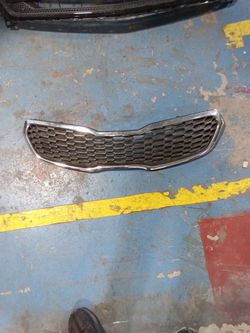2016 Kia Forte Front Grille