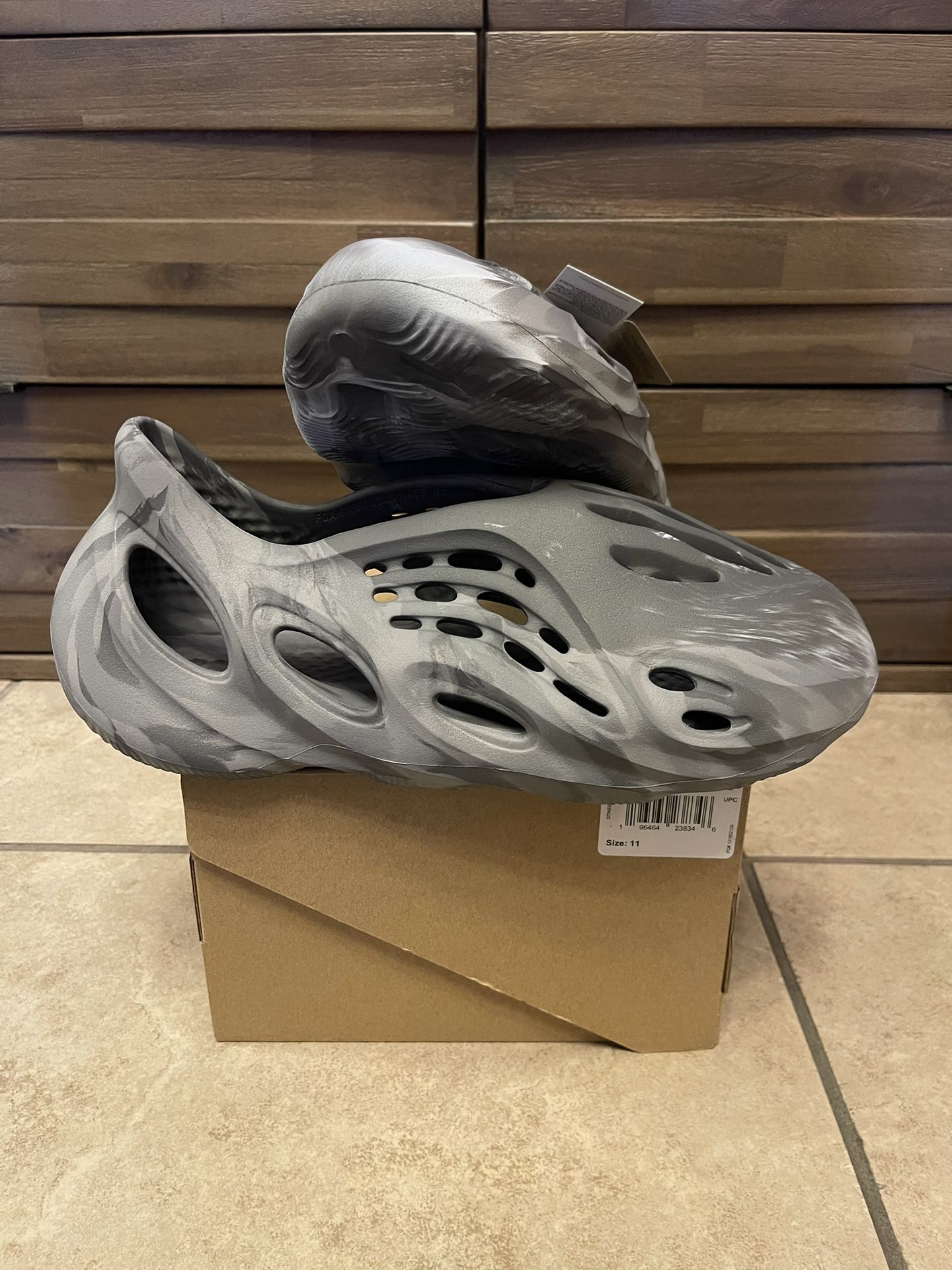 Adidas Yeezy Foam Runner “Granite” Size 11
