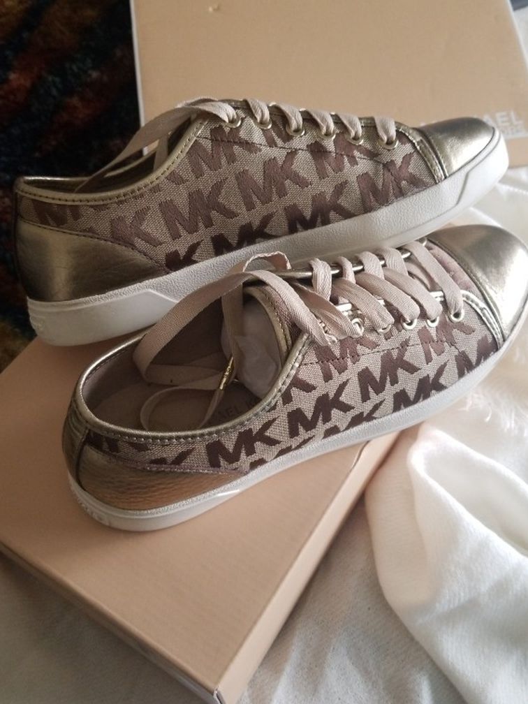 Like New MICHAEL KORS Shoes Size 9** Pick Up In Mountain House By Tracy