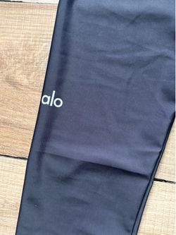 Women’s alo yoga set size small and medium