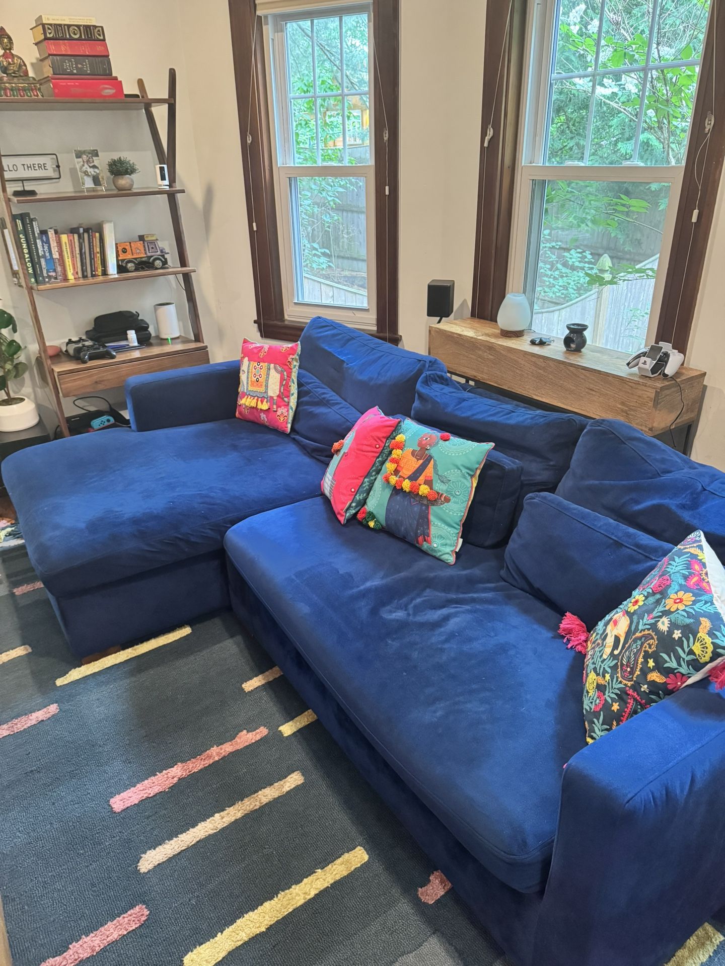 Interior Define Charly Sectional – Left Chaise – Oxford Blue Velvet