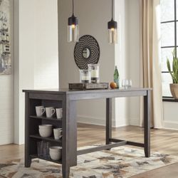Dining table And 4 Chair Set