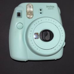 Polaroid Instax Mini 9