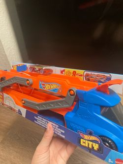 Hot Wheels City Speed Track Transporter