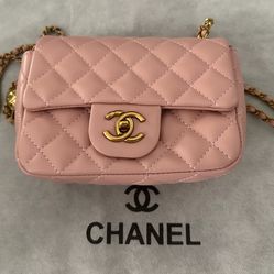 CHANEL - Pink Quilted Calfskin Pearl Crush Flap Bag Brushed Gold Hardware 