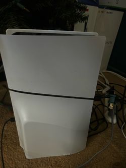 PS5 Slim *like new with game*