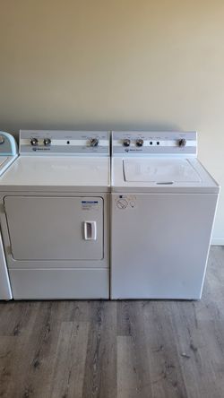 Speed Queen Washer and Gas Dryer Set