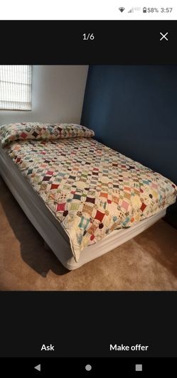 Quilt handmade.