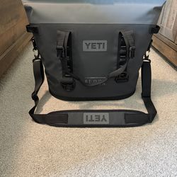 Yeti Hopper M30
