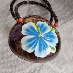 Small Hawaiian Coconut Purse