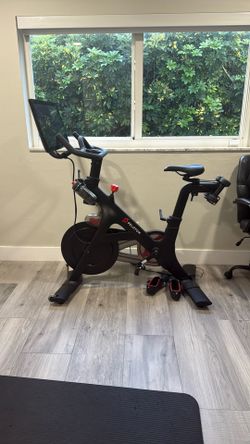 Peloton Bike 