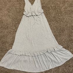 Almost New Lady’s Skirt With Great Condition 
