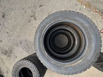 Used Toyo 235/50R22 Matching Tire Set