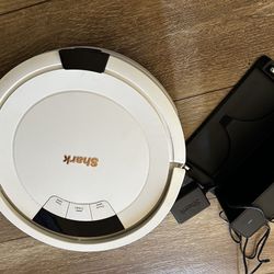 Shark Robot Vacuum 